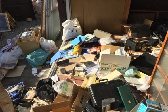 部屋が汚いと交換できない可能性がある